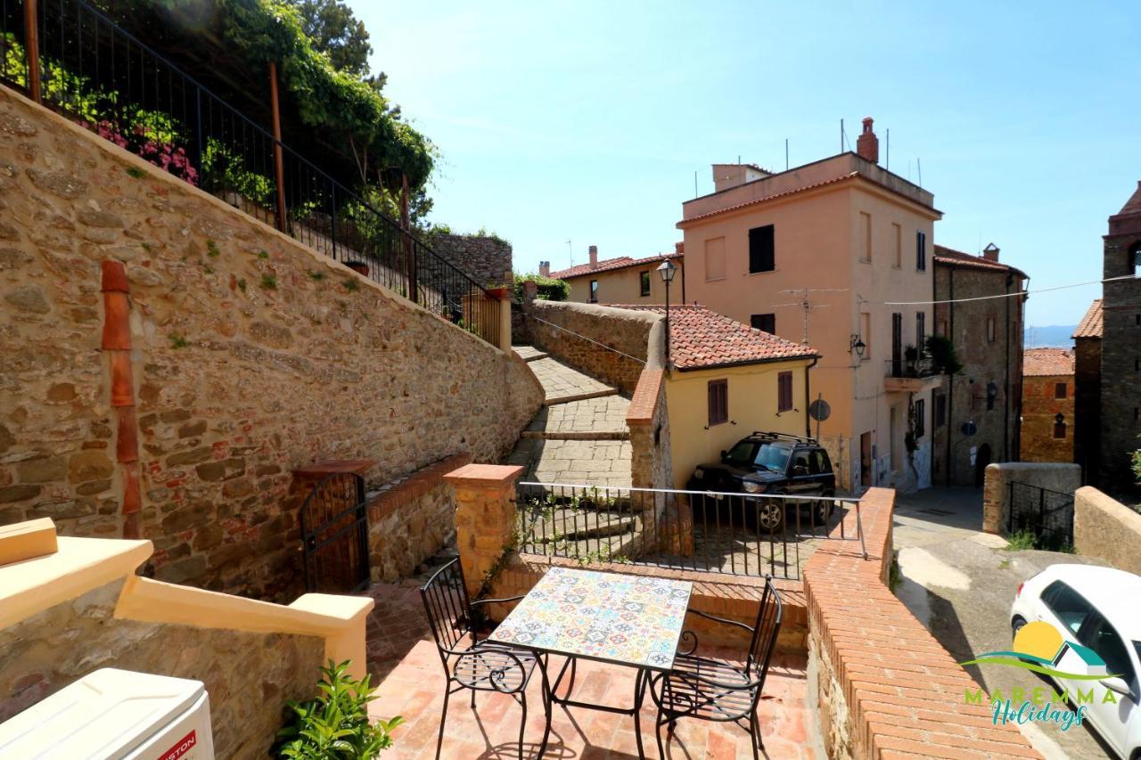 Maremma Holidays- La Casa Di Rocca Scarlino Extérieur photo